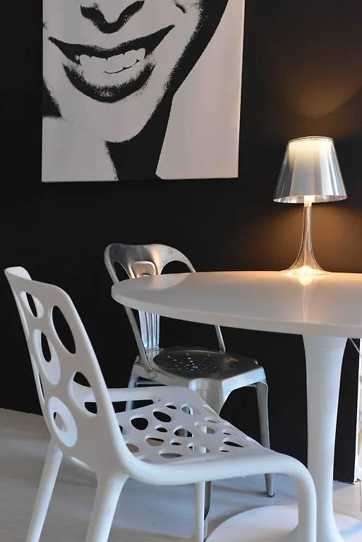 Appartement Un Lieu Unique le Cozy à Annecy 0*,
